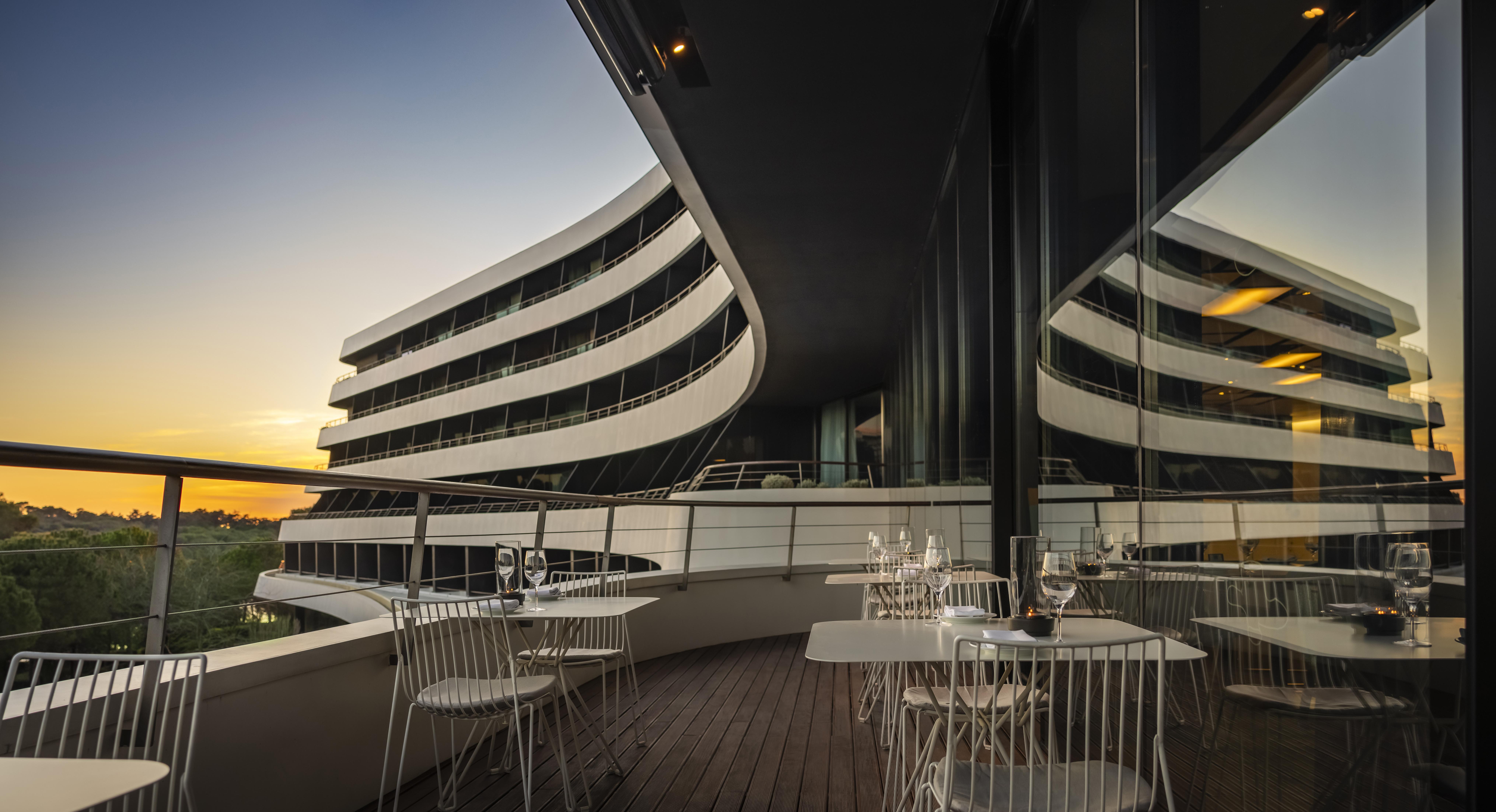 Lone Hotel By Maistra Collection Rovinj Dış mekan fotoğraf The Sky Bar